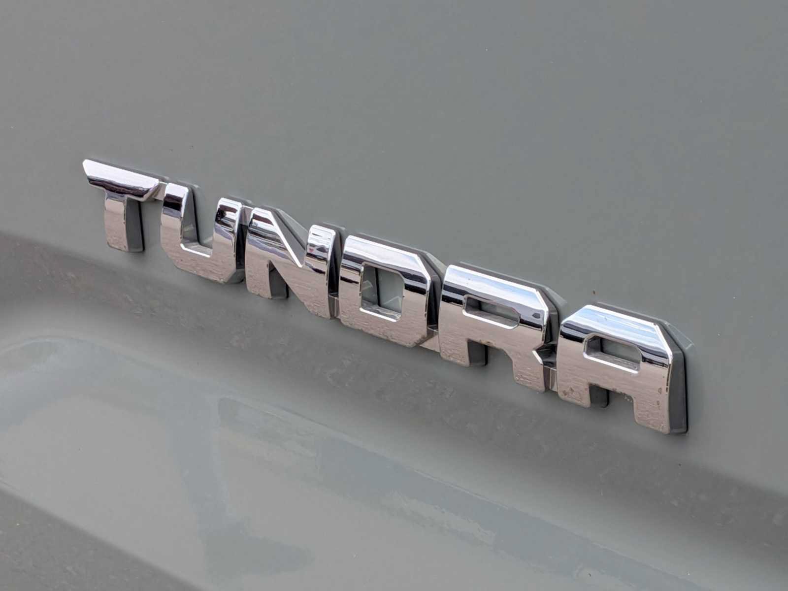 Used 2023 Toyota Tundra Limited w/ TRD Off-Road Package AWD/4WD image 11