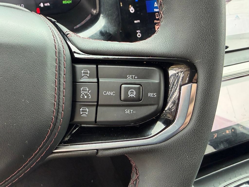 Used 2024 Jeep Wagoneer Launch Edition AWD/4WD image 23