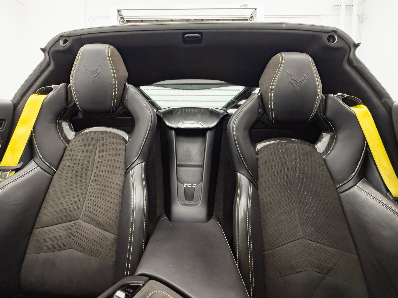 Used 2020 Chevrolet Corvette Stingray Premium Cpe w/ 3LT Preferred Equipment Group image 12