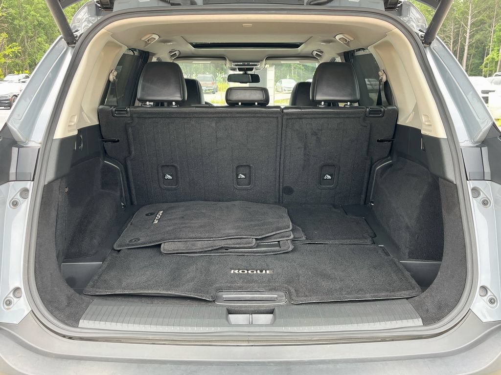 Used 2023 Nissan Rogue Platinum w/ Platinum Premium Package FWD image 32