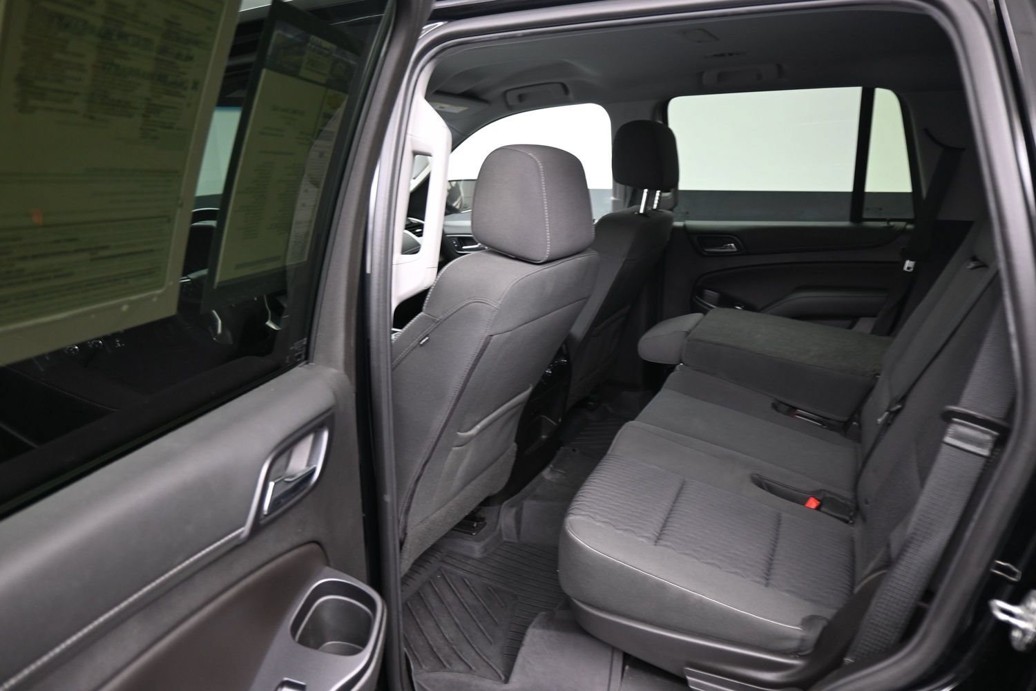 Used 2019 GMC Yukon SLE w/ SLE Value Package AWD/4WD image 17