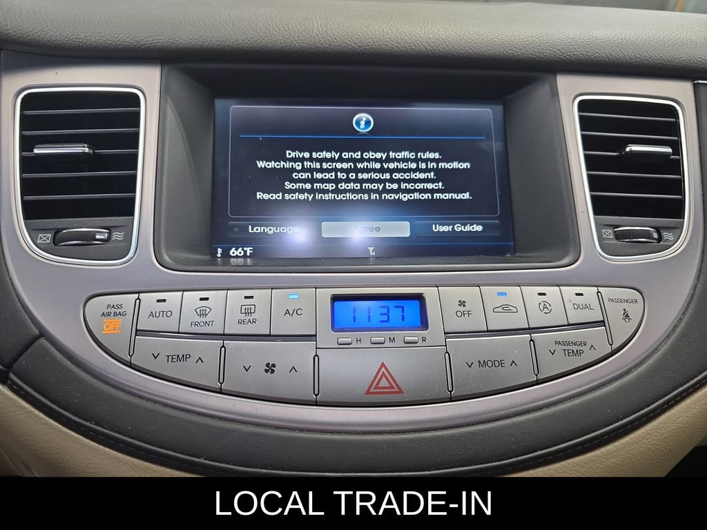 Used 2013 Hyundai Genesis 3.8 w/ Technology Pkg RWD image 22