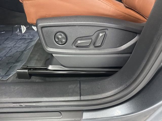 Used 2023 Audi Q5 2.0T Prestige w/ Prestige Package image 17