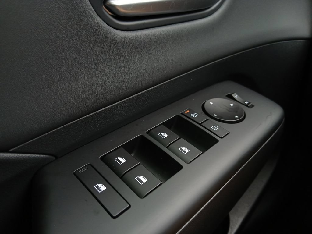 New 2026 Hyundai Kona SEL Premium FWD image 34