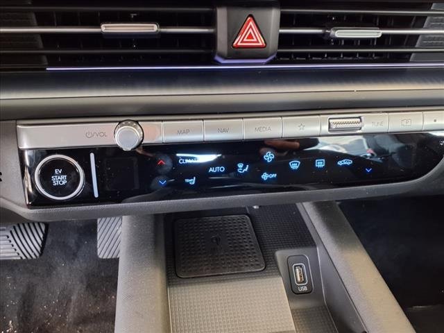 New 2024 Hyundai Ioniq 6 SEL image 8