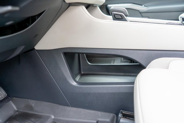 Certified 2025 Nissan Pathfinder SL image 26