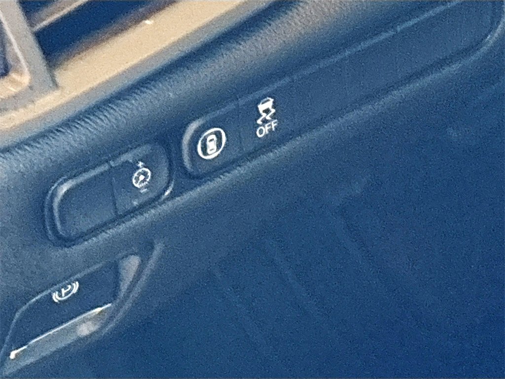 Used 2023 Acura TLX image 10