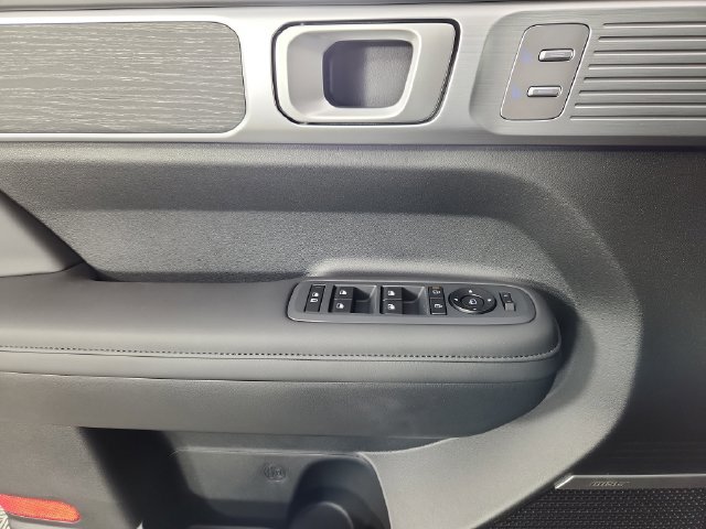 New 2026 Hyundai Santa Fe Limited AWD/4WD image 10