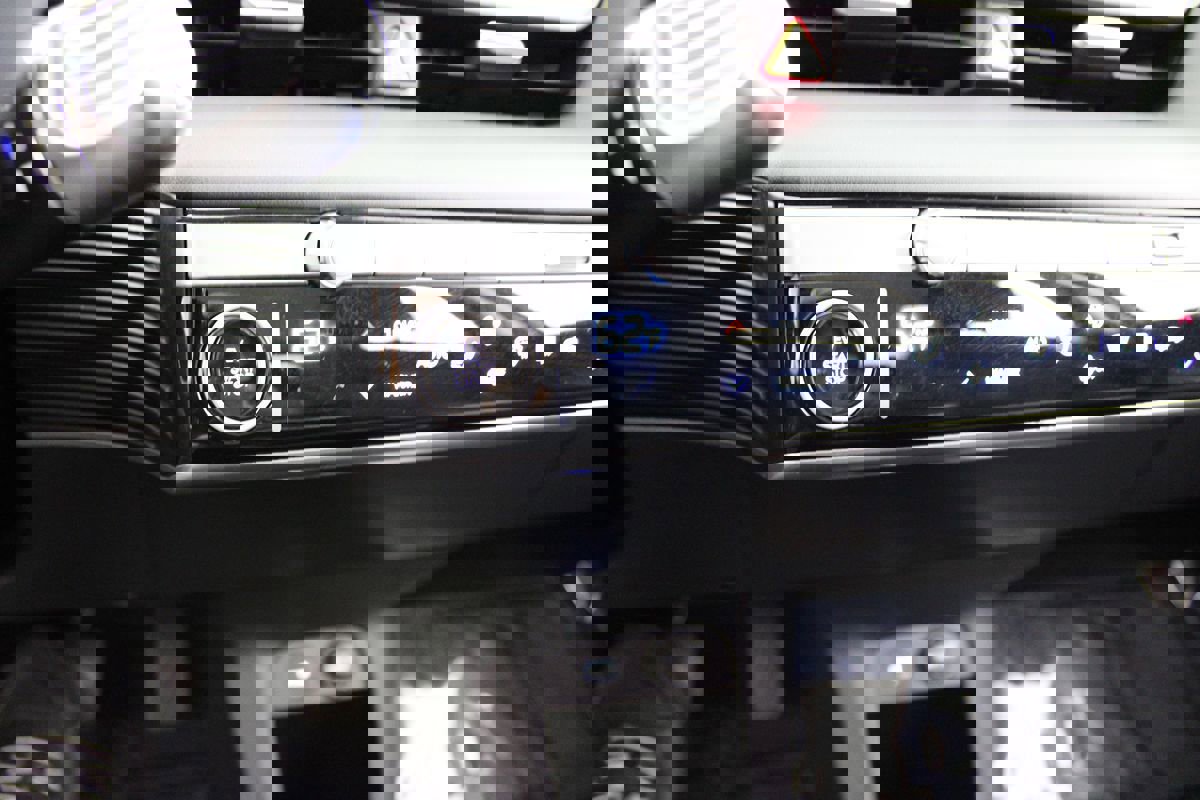 Used 2024 Hyundai Ioniq 5 SEL image 21