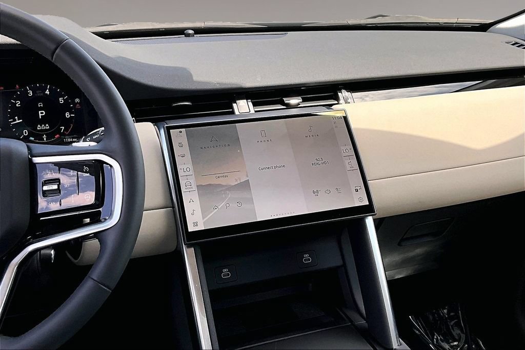 Certified 2025 Land Rover Discovery Sport S AWD/4WD image 9