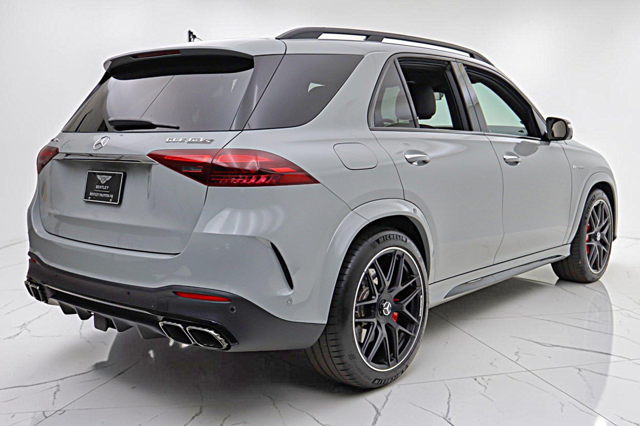 Used 2025 Mercedes-Benz GLE 63 AMG S image 11