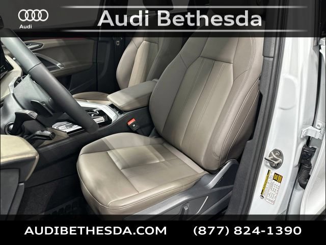 Certified 2025 Audi Q5 Premium w/ Premium Plus AWD/4WD image 28
