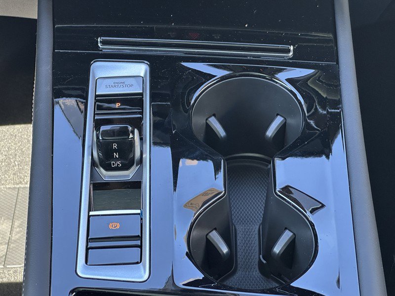 New 2025 Volkswagen Atlas SEL image 13