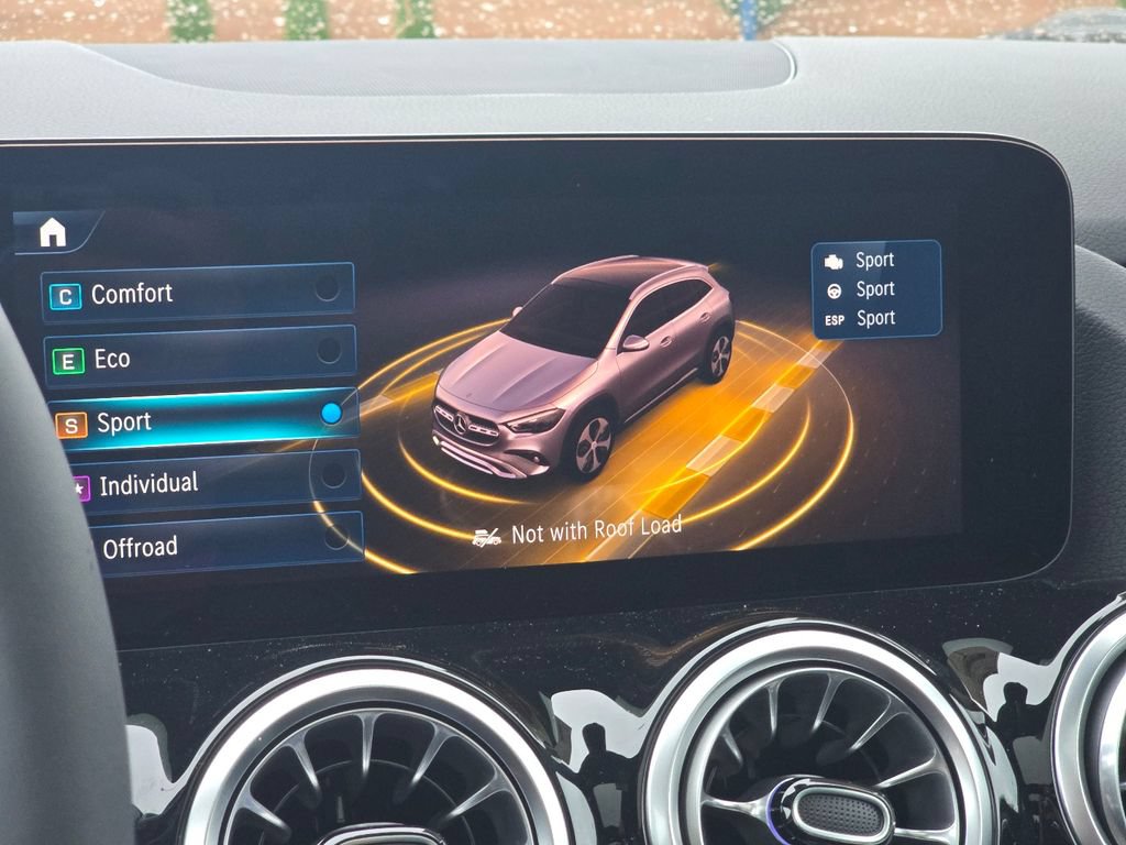 New 2026 Mercedes-Benz GLA 250 4MATIC image 33