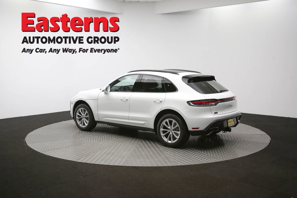 Used 2023 Porsche Macan T w/ Premium Package Plus image 65