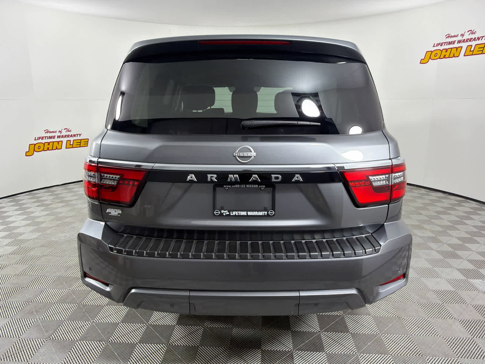 Certified 2024 Nissan Armada SV w/ Cargo Package AWD/4WD image 4