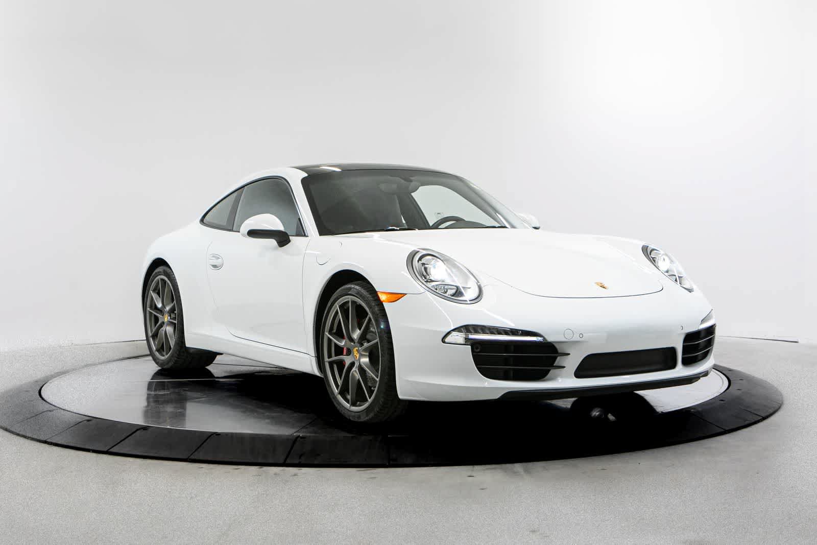 Certified 2016 Porsche 911 Carrera RWD image 9