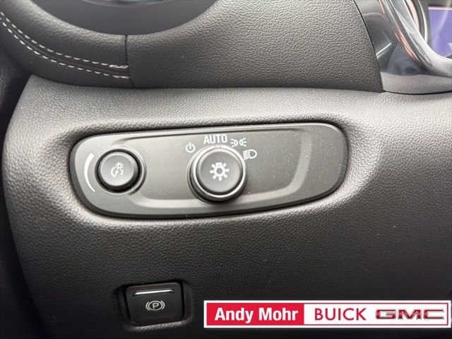 Used 2024 Chevrolet Blazer LT w/ Convenience Package image 35