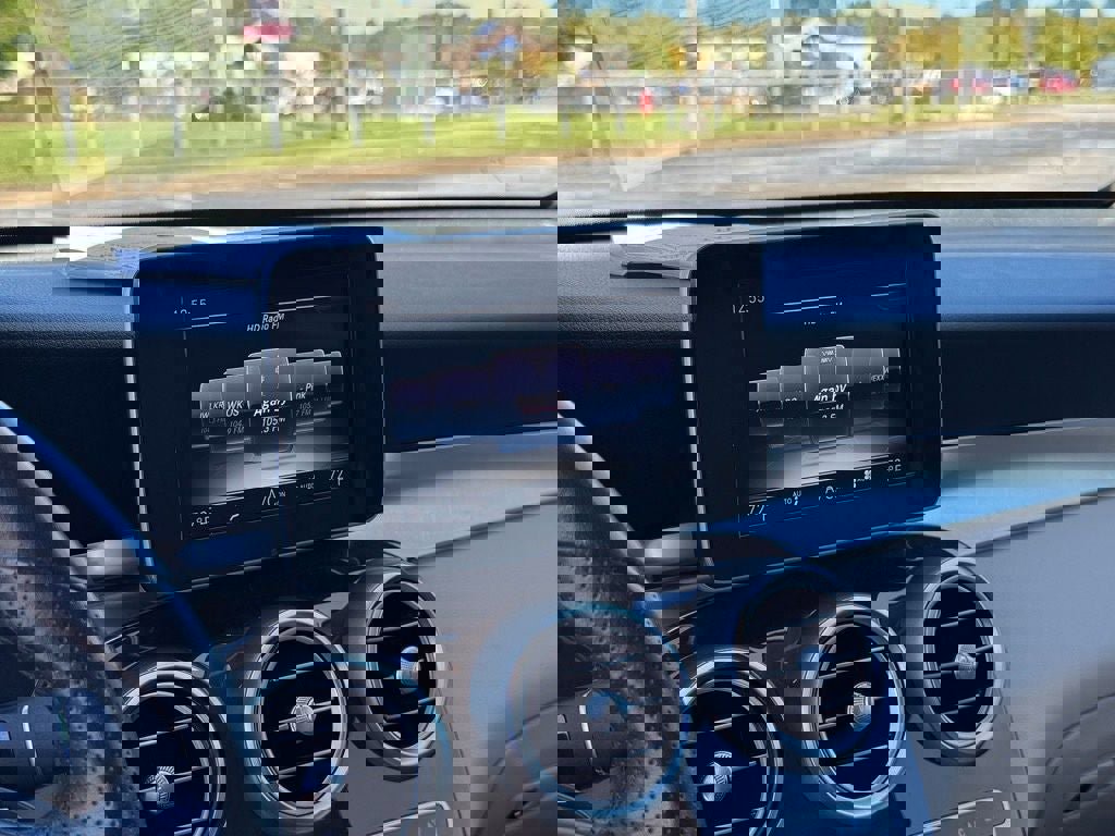 Used 2017 Mercedes-Benz GLC 300 image 23