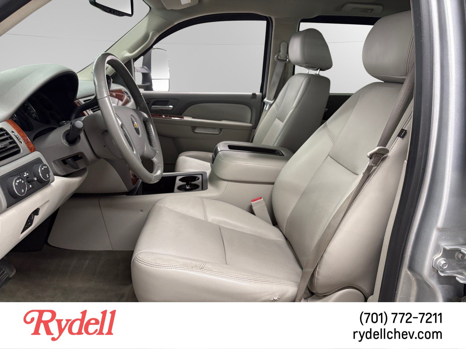 Used 2014 Chevrolet Silverado 3500 LTZ w/ Suspension Package, Off-Road AWD/4WD image 10