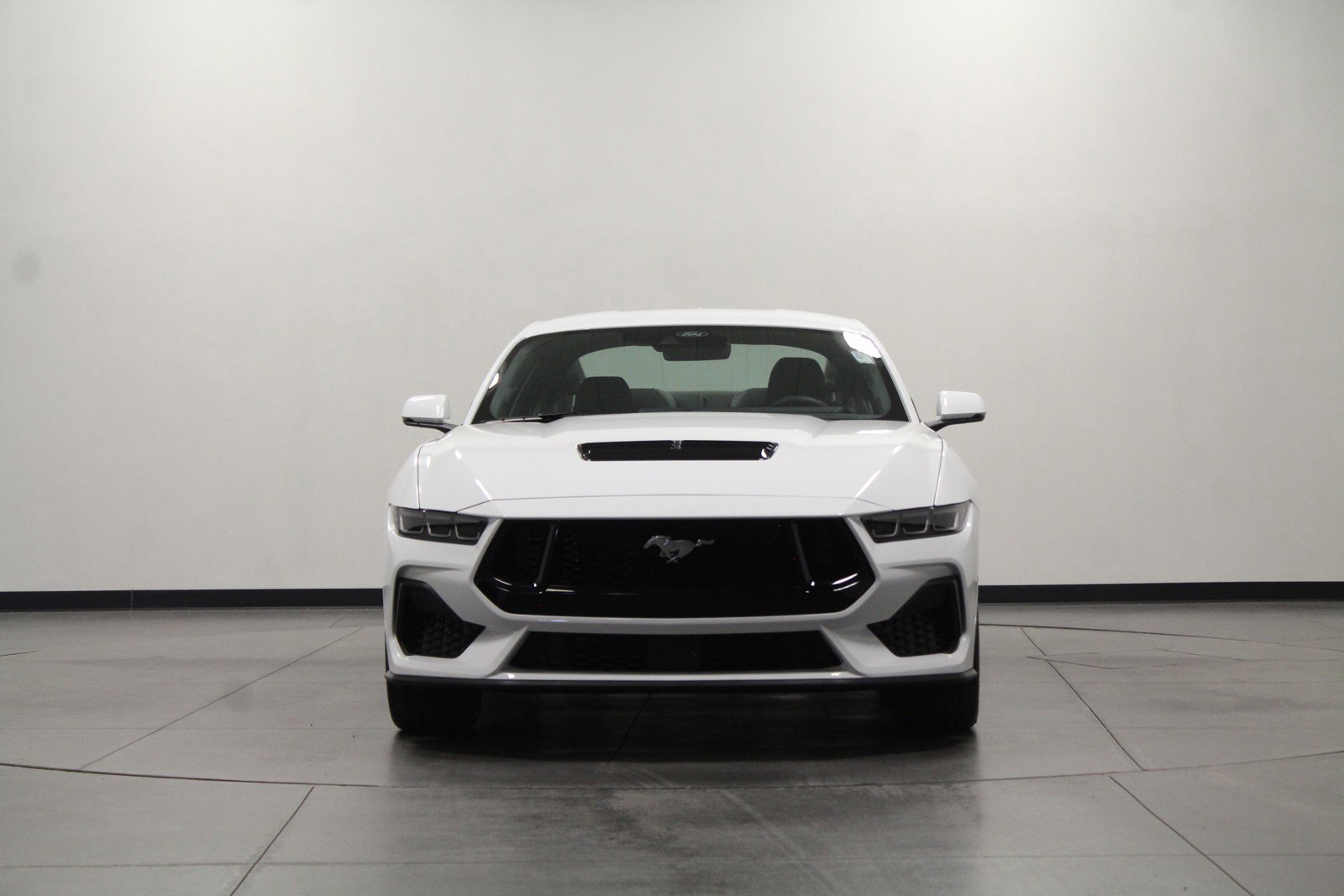 Used 2024 Ford Mustang GT Premium image 9