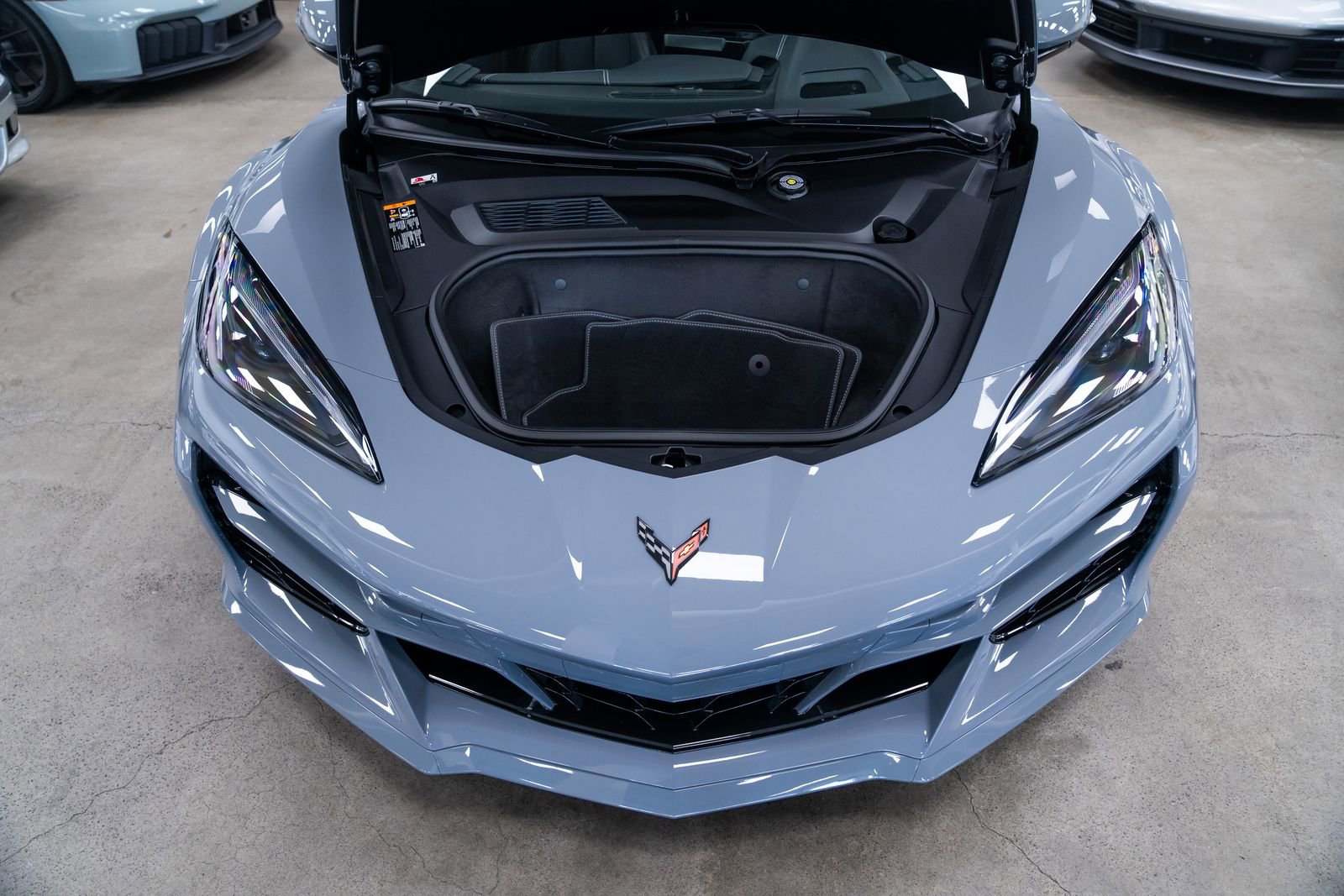 Used 2025 Chevrolet Corvette E-Ray w/ ZER Performance Package AWD/4WD image 8