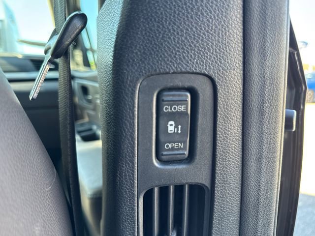 Used 2019 Honda Odyssey EX-L image 35