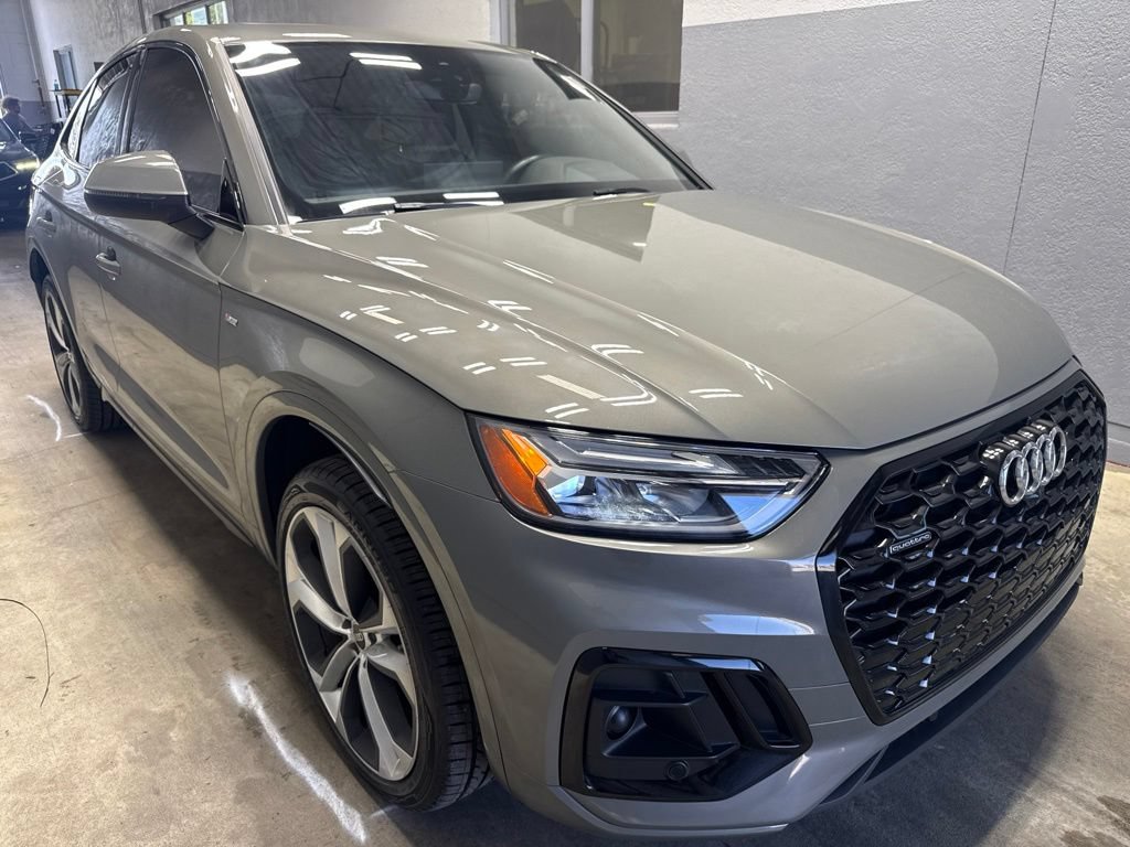 Used 2023 Audi Q5 2.0T Premium Plus w/ Premium Plus Package AWD/4WD image 5