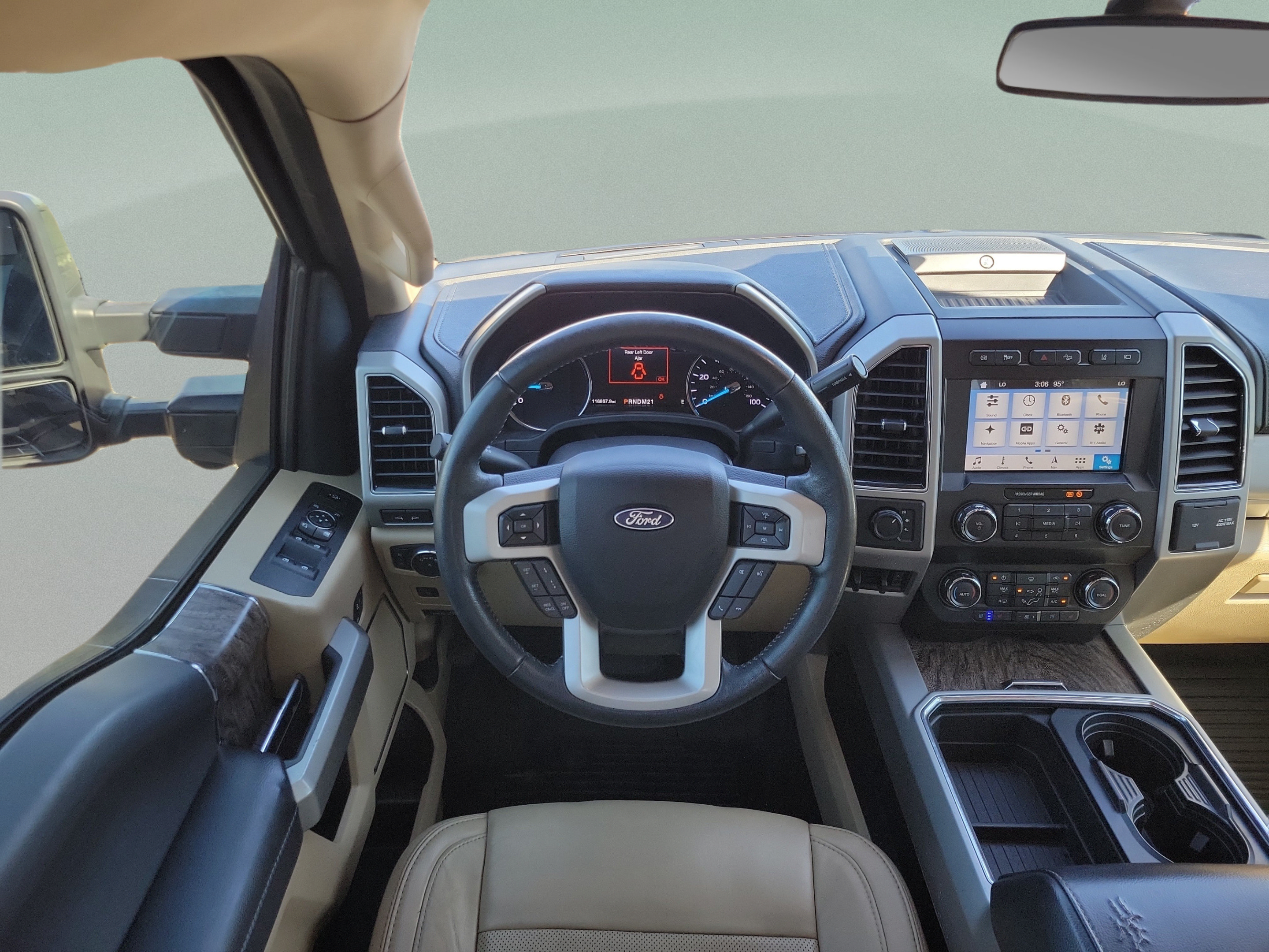Used 2019 Ford F350 Lariat w/ Lariat Ultimate Package AWD/4WD image 5