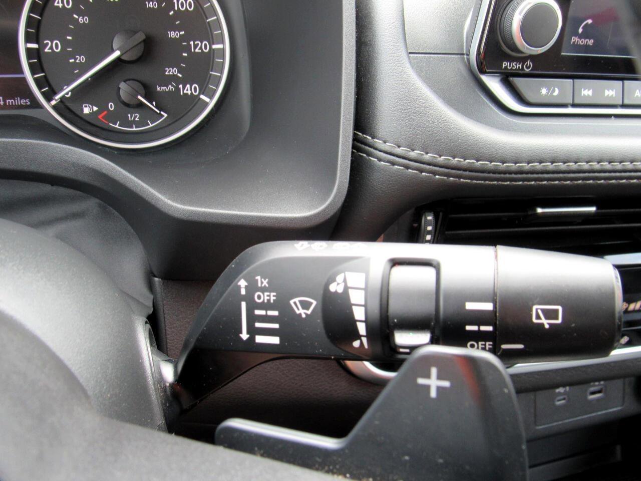 Used 2023 Nissan Rogue SL AWD/4WD image 24