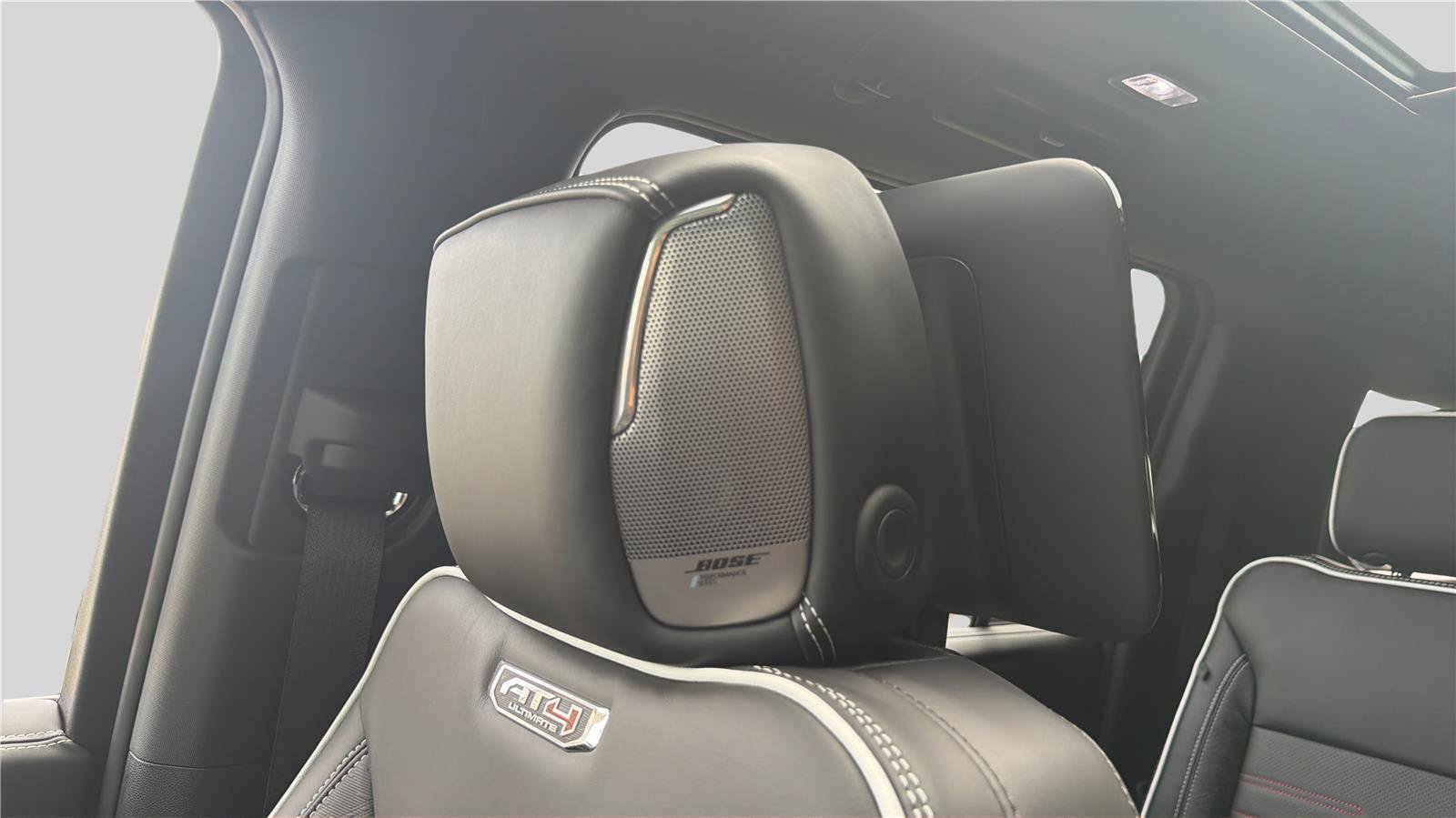New 2026 GMC Yukon XL AT4 Ultimate w/ LPO, Floor Liner Package AWD/4WD image 11