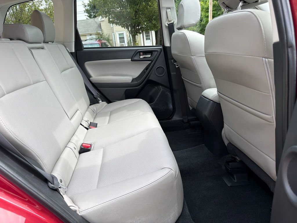 Used 2016 Subaru Forester 2.5i Touring w/ Eyesight & Navigation System AWD/4WD image 30