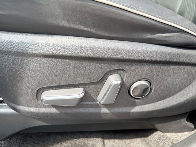 Used 2023 Hyundai Palisade SEL AWD/4WD image 16