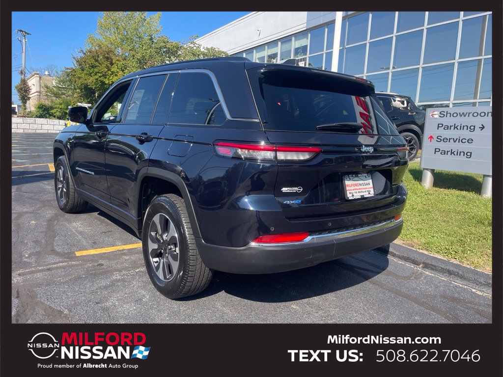 Used 2024 Jeep Grand Cherokee Limited 4xe AWD/4WD image 3