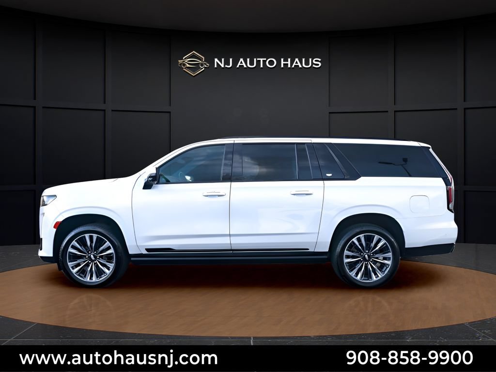 Used 2023 Cadillac Escalade ESV Sport w/ Touring Package AWD/4WD image 5