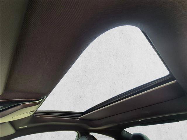 Used 2024 BMW M440i Coupe RWD image 16