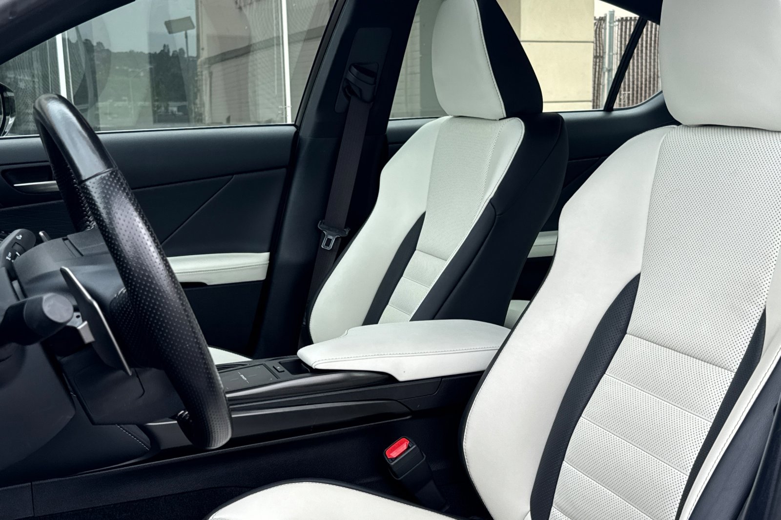 Used 2022 Lexus IS 350 F Sport w/ Accessory Package RWD image 5