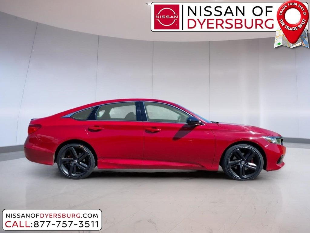 Used 2022 Honda Accord Sport image 2