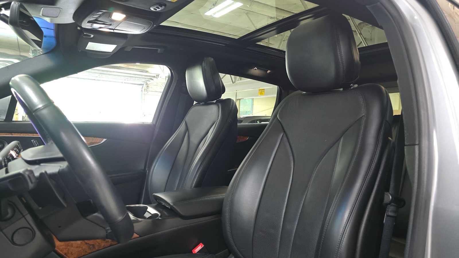 Used 2020 Lincoln Nautilus Reserve FWD image 21