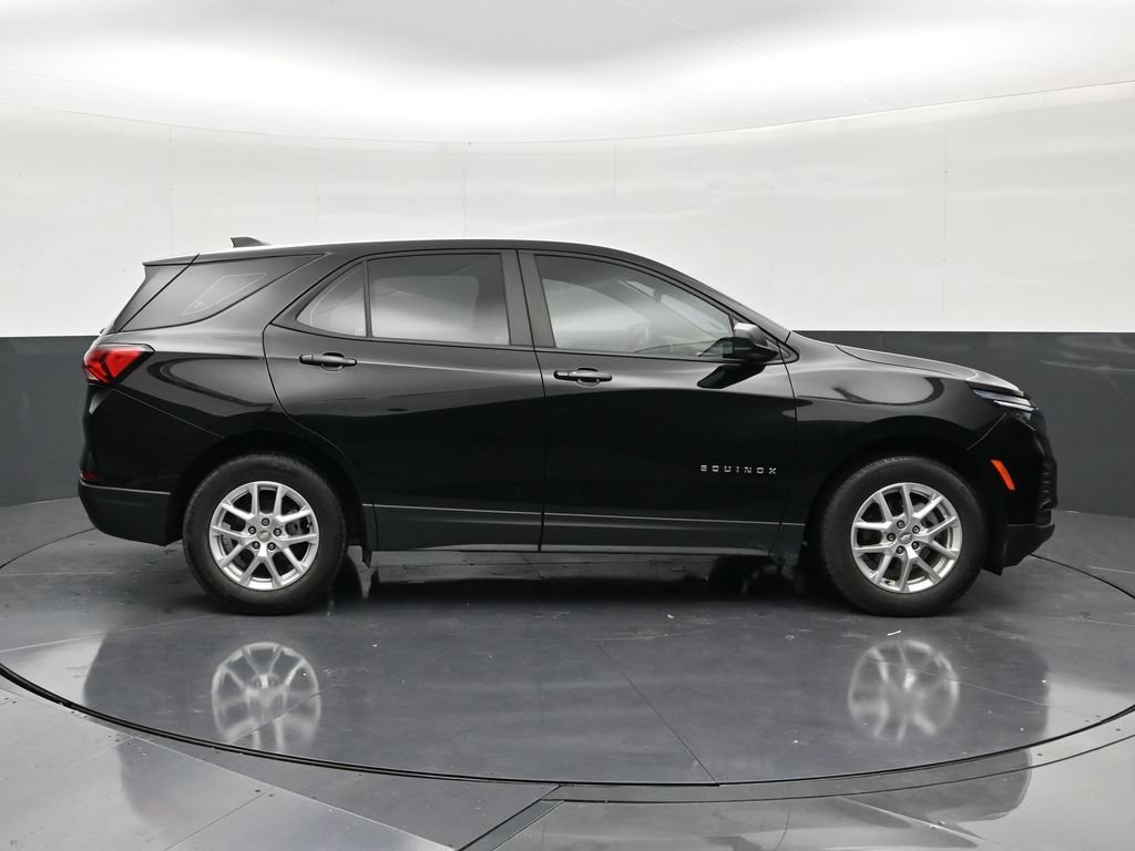 Used 2024 Chevrolet Equinox LS FWD image 6