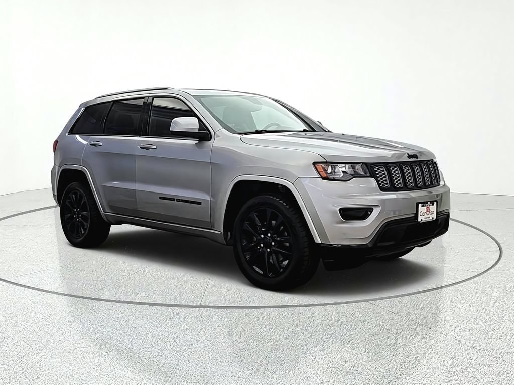 Used 2019 Jeep Grand Cherokee Laredo AWD/4WD image 9