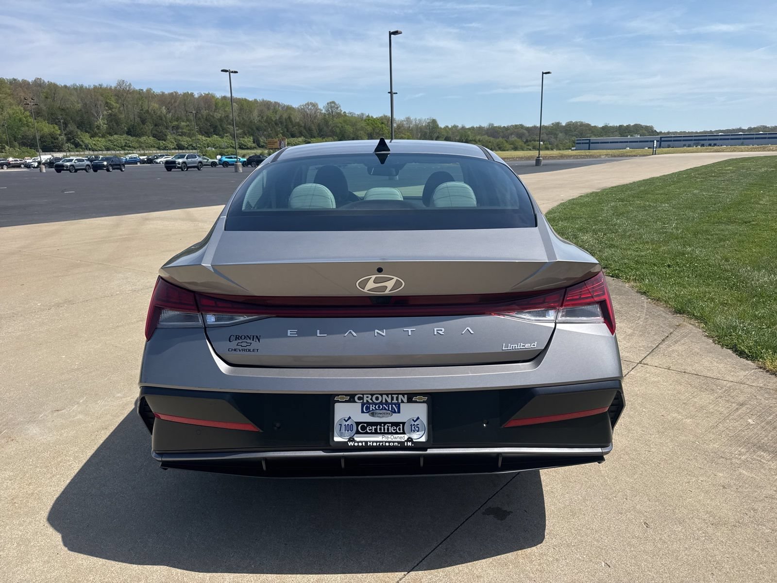 Used 2024 Hyundai Elantra Limited FWD image 6