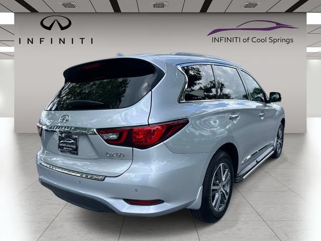 Used 2020 INFINITI QX60 Luxe w/ Essential Package FWD image 7