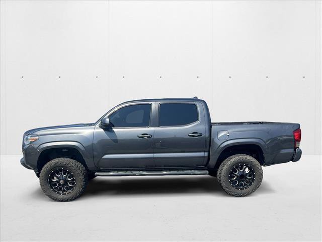 Used 2017 Toyota Tacoma SR image 8