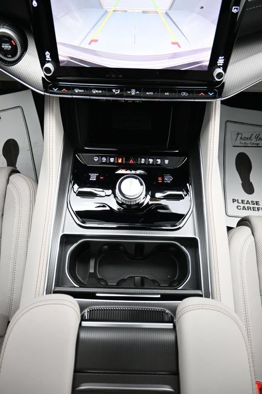 New 2026 Jeep Grand Wagoneer L Summit AWD/4WD image 25