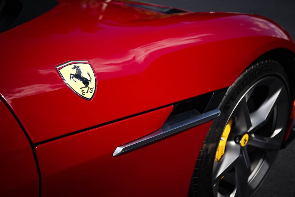 Certified 2025 Ferrari 12Cilindri RWD image 16