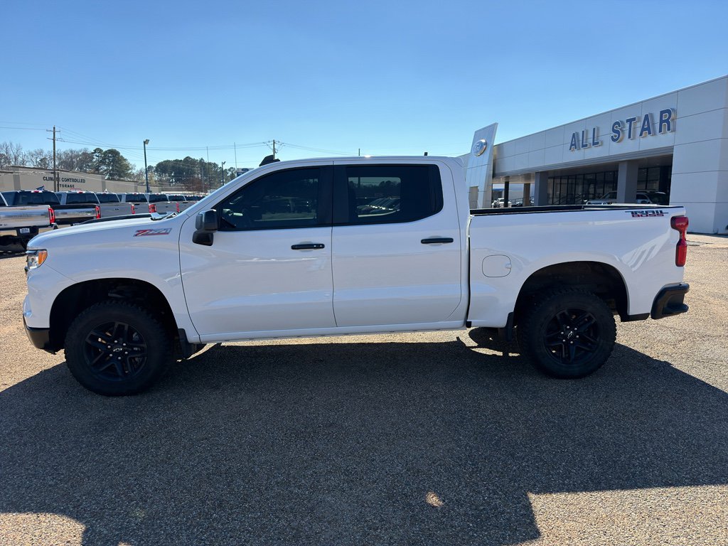 Used 2024 Chevrolet Silverado 1500 LT Trail Boss w/ Protection Package image 2