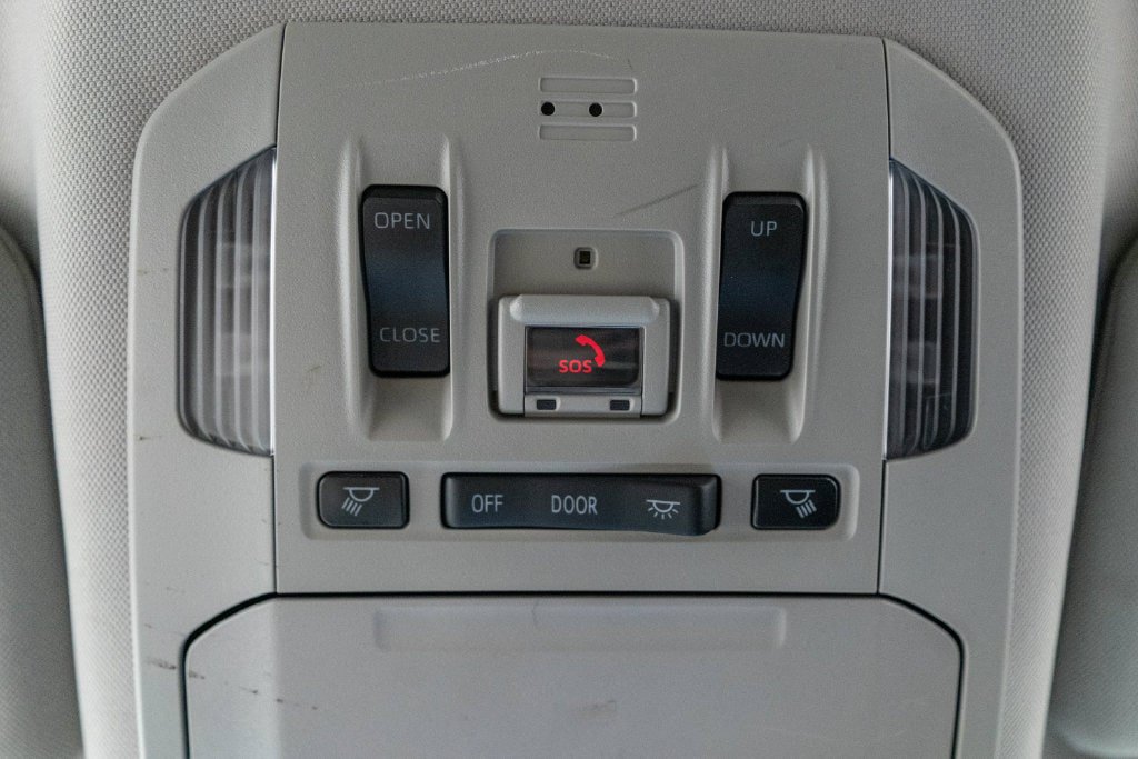 Used 2022 Toyota Highlander Limited AWD/4WD image 30