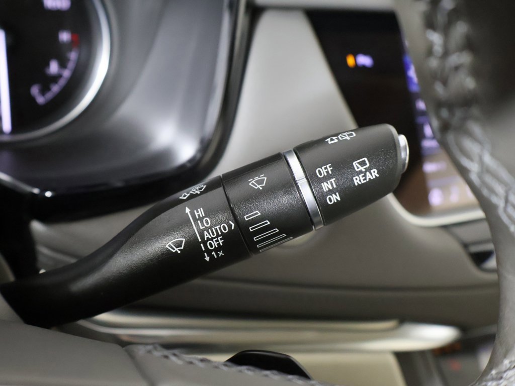 Used 2022 Cadillac XT5 Premium Luxury image 41