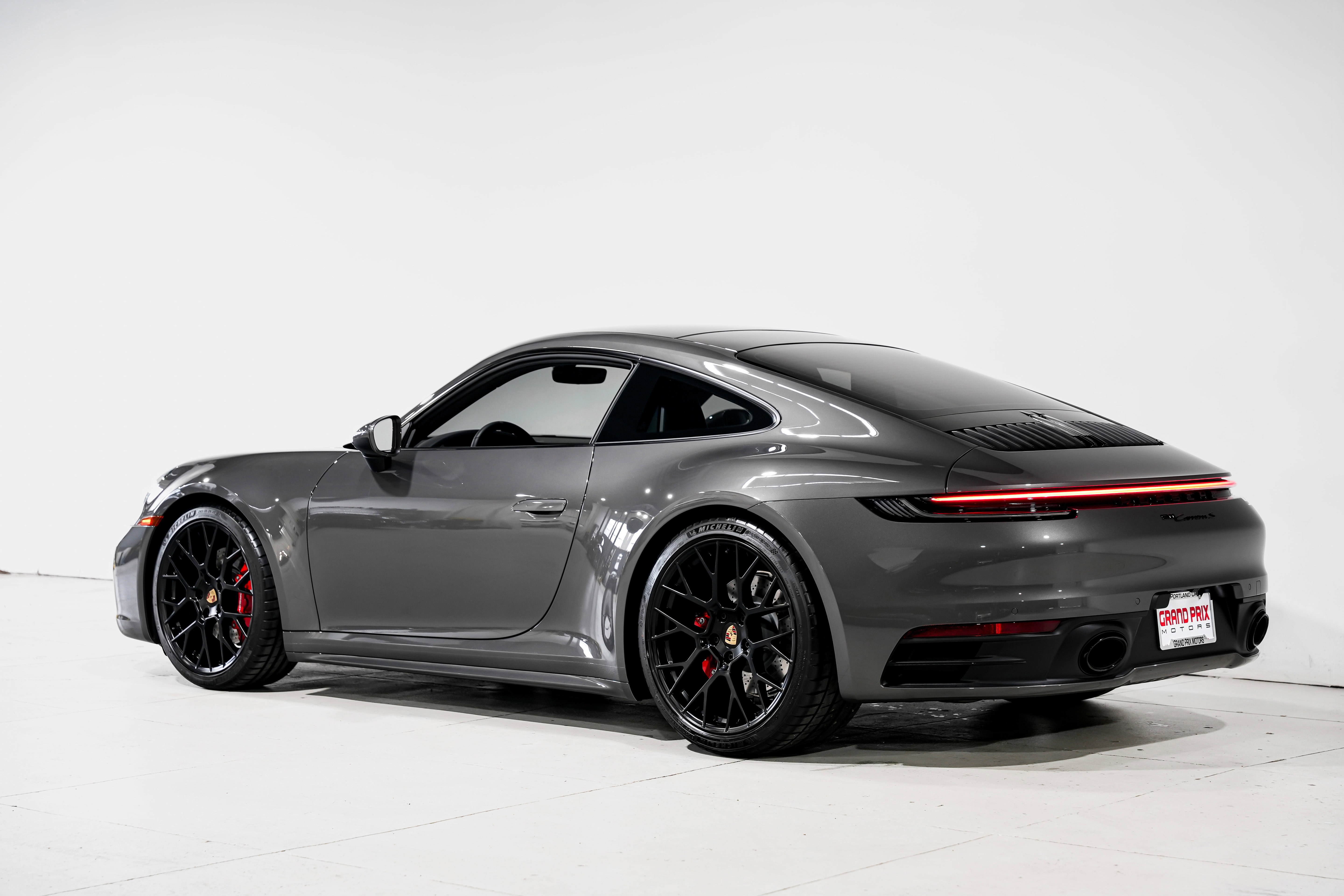 Used 2024 Porsche 911 Carrera S RWD image 8